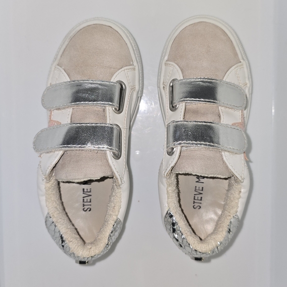 SteveMadden:Trezume Velcro Sneakers Fleece Lined Sparkly Pink Star, Lil Girl's:9 - Picture 2 of 15